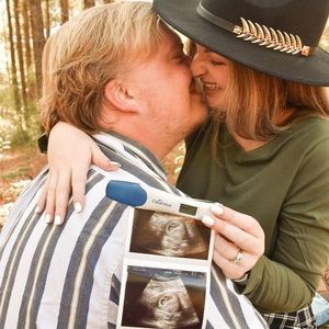 Meet your Posher, Sidney